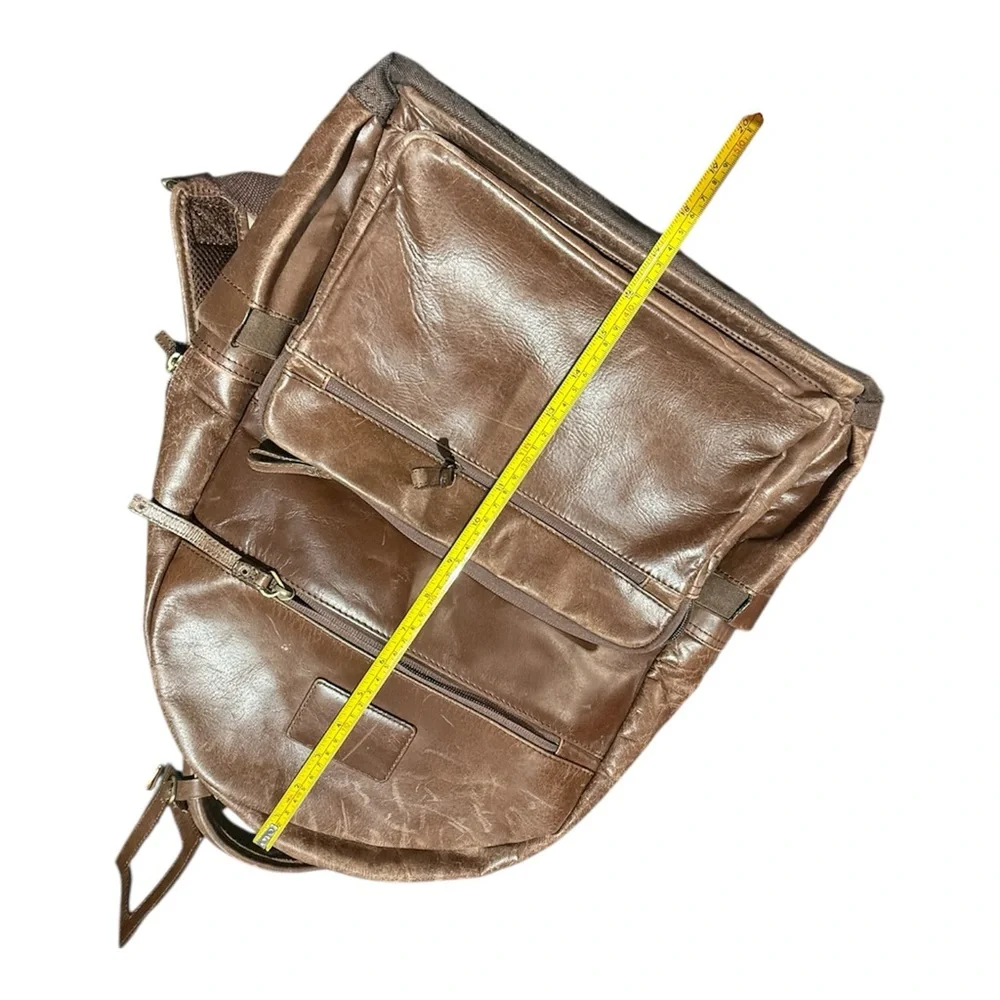 The Unbranded Brand genuine leather
